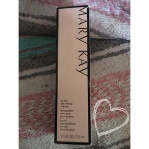 NEW 💓 Mary Kay eye makeup remover
